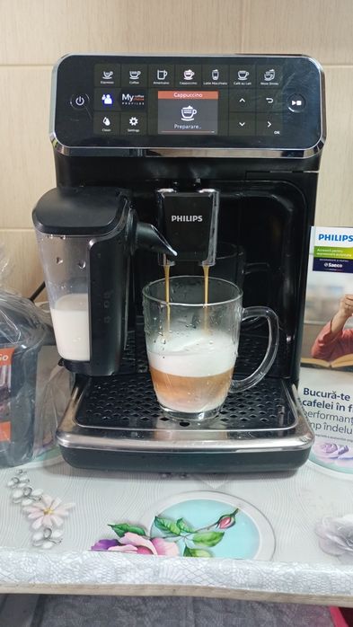 Expresor cafea Philips LatteGo diverse modele cană noua.!