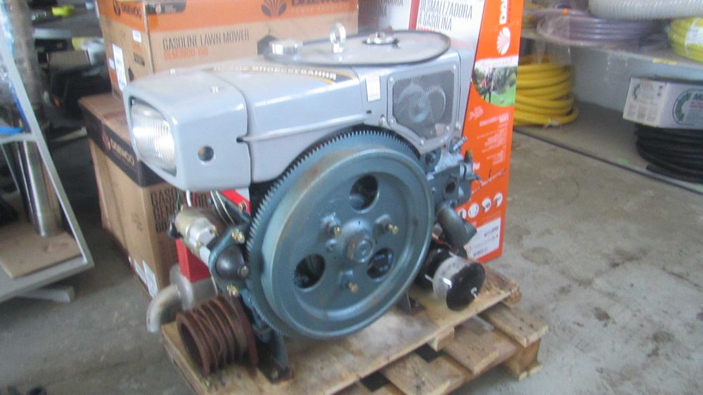 Китайски Дизелов Двигател 18 к.с. - със стартерно палене