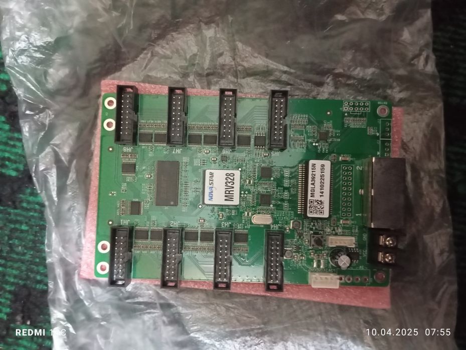 Лед модуль P10 led modul RGB видеокарта videokarta vintlar винты