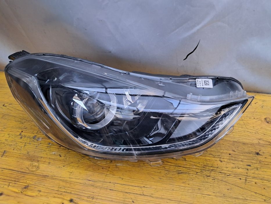 Фар Hyundai  i10 2020г