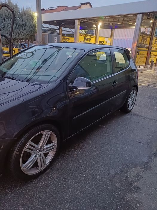 Se vinde golf v 1.4 benzina 2008