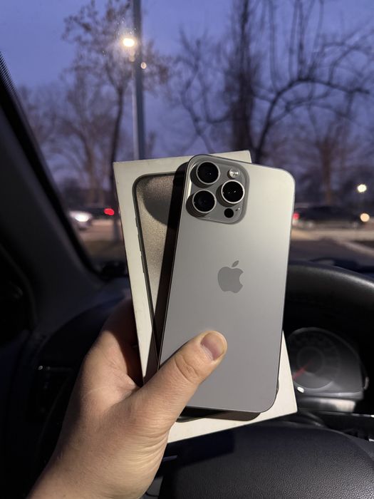 iPhone 15 Pro Max  256Gb  89% Yomkast Dual sim