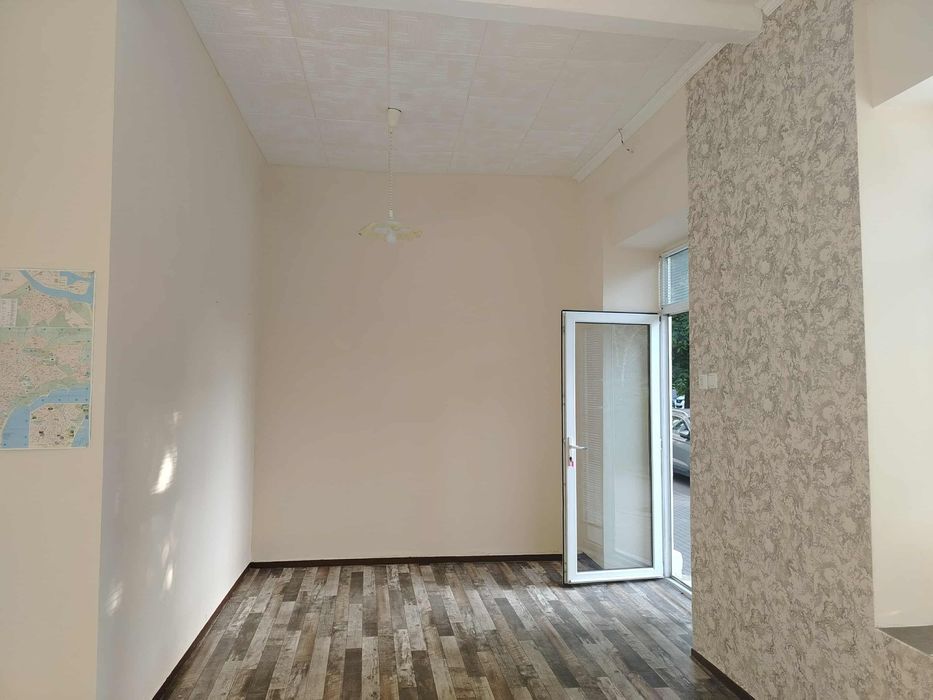 Дава се под наем Офис в с. Аспарухово, Област Варна - 45 кв.м за 306 € - Снимка #2