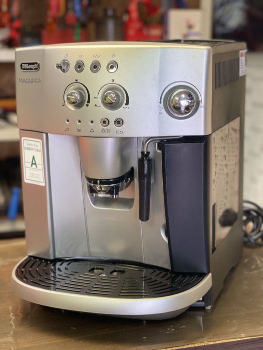 Кафеавтомати|Кафемашини DeLonghi MAGNIFICA ESAM4200.S