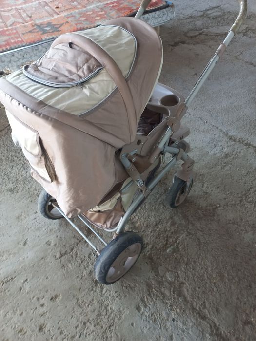 Bolalar kalyaskasi yangidek 350 ming sum