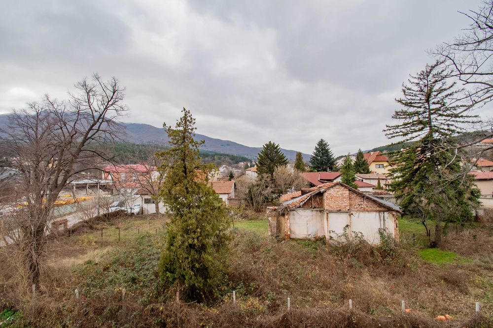 Тристаен апартамент в кв. Княжево