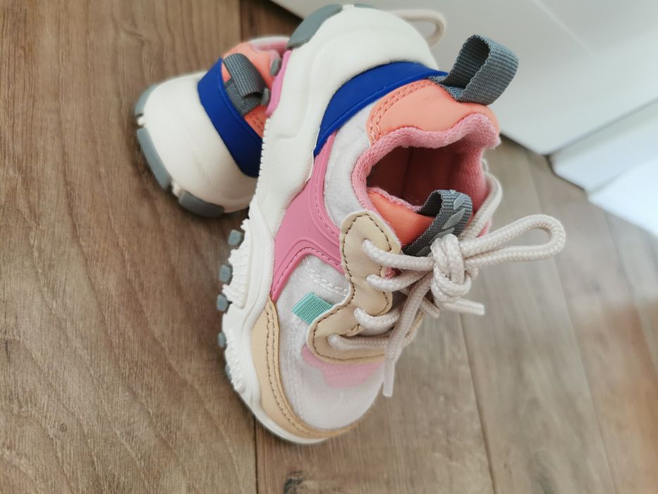 Pantofi sport ZARA, mărimea 22
