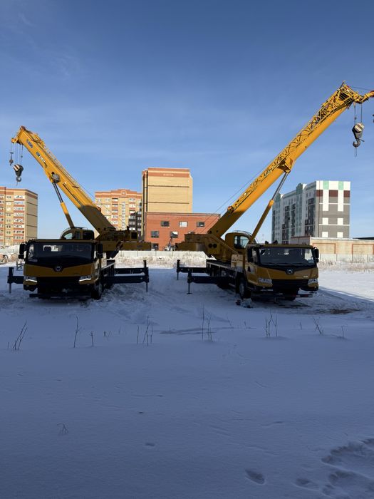 Автокран 25 тонник