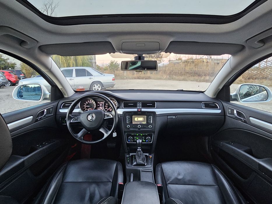SKODA Superb 2014 — imagine 5
