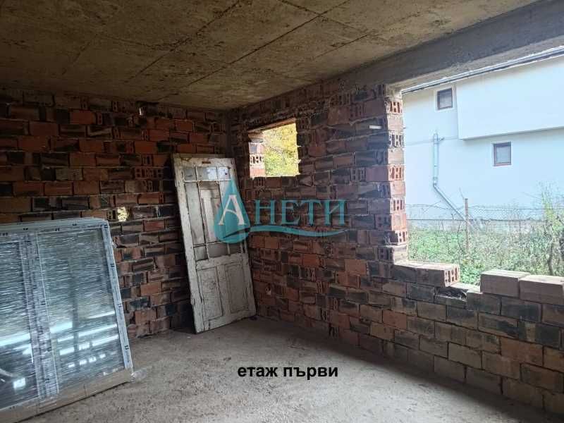 Продава се Къща в с. Глоговица, Област Перник - 85 кв.м за 235 €/кв.м - Снимка #7