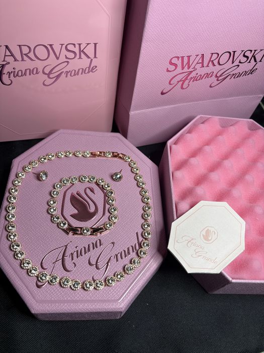 Set swarovski