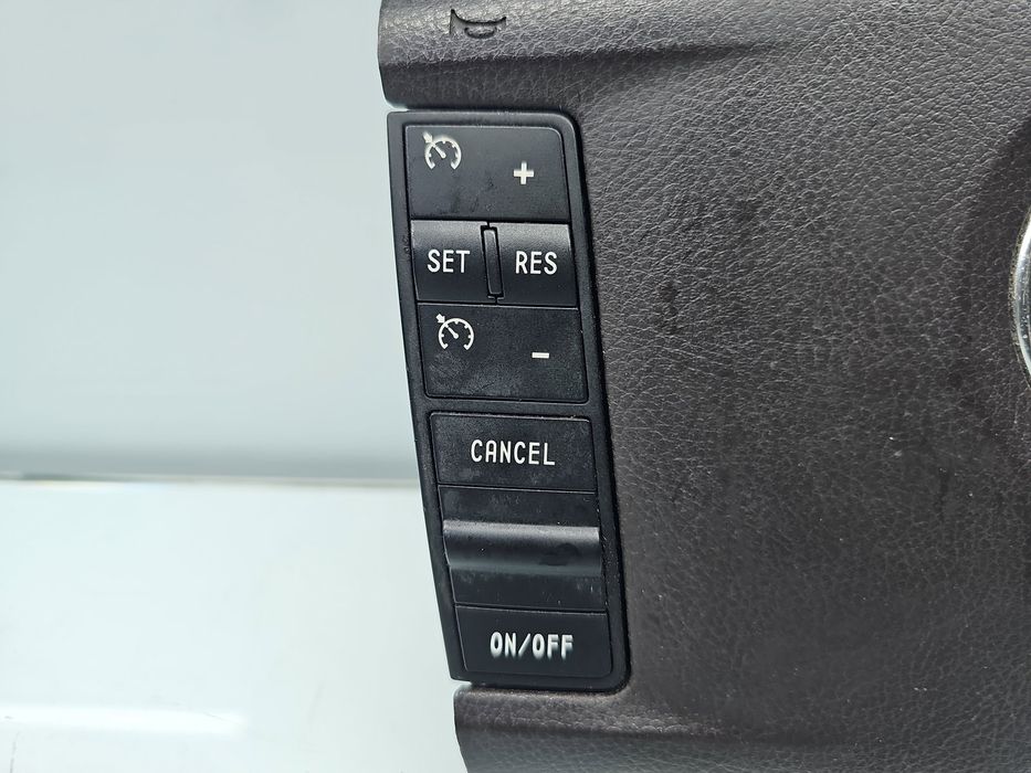 Airbag volan Volkswagen Touareg (7LA, 7L6) [Fabr 2003-2010] 7L6880201E