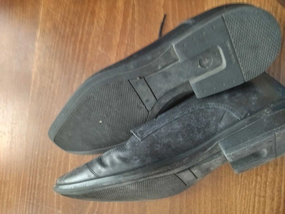 продаваме мъжки официални маркови обувки