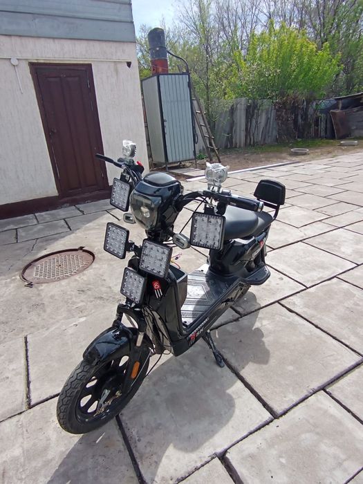 Электроскутер  SK-8