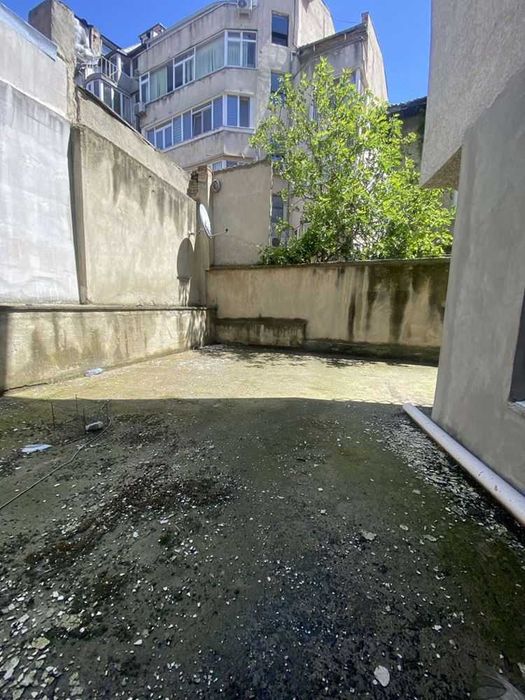 Продава се Къща в Варна, Център - 140 кв.м за 2072 €/кв.м - Снимка #16