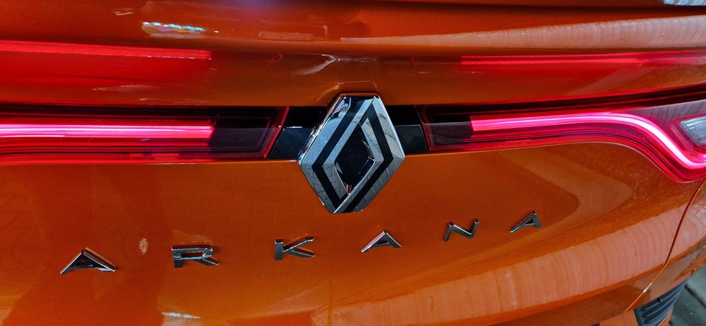 Stiker emblema Renault