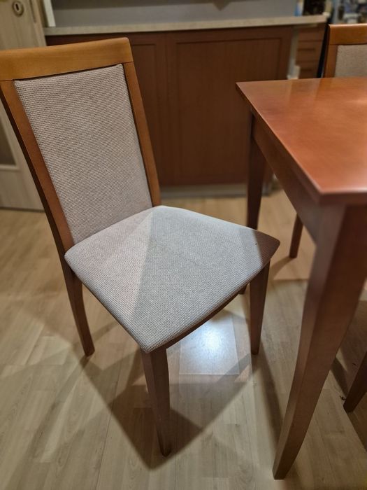 Трапезарна маса и 6 стола