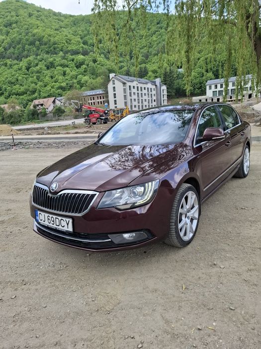 SKODA Superb 2015 — imagine 1