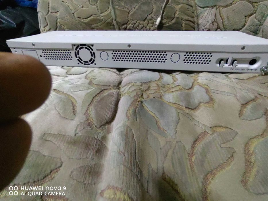 Суич Mikrotik 24 port