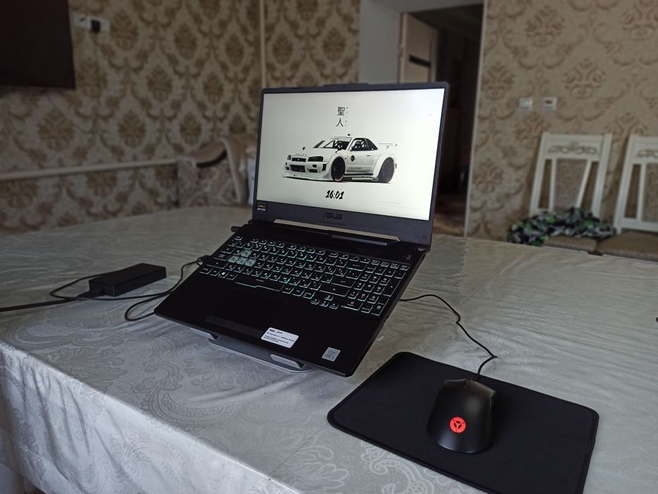 Ноутбук GTX1650 core i5-10300