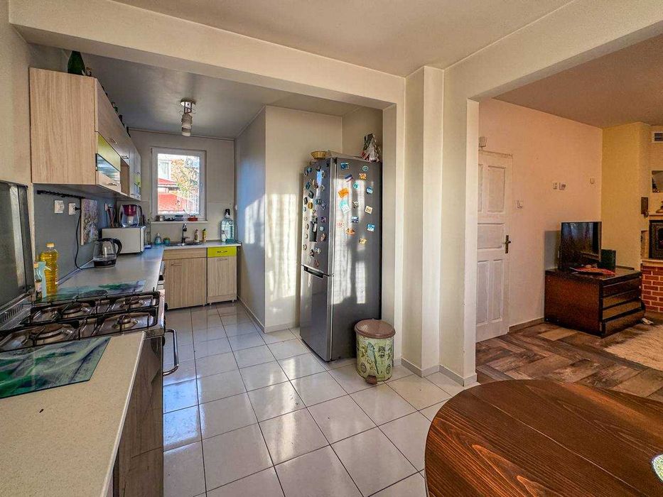 Продава се Къща в Българово - 280000 кв.м за 1 €/кв.м - Снимка #7