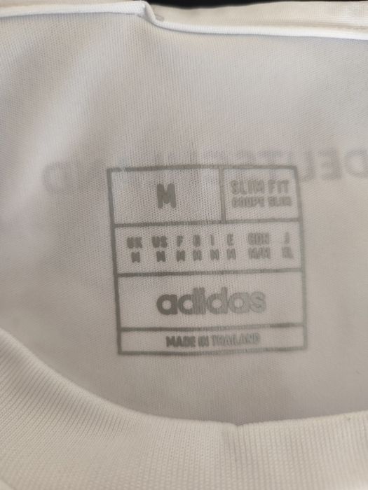 Продавам фланелка ADIDAS на Германия