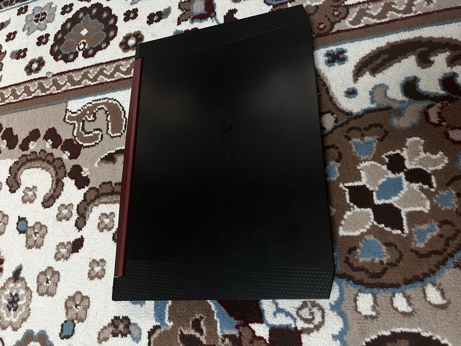 Acer Nitro AN1515-54