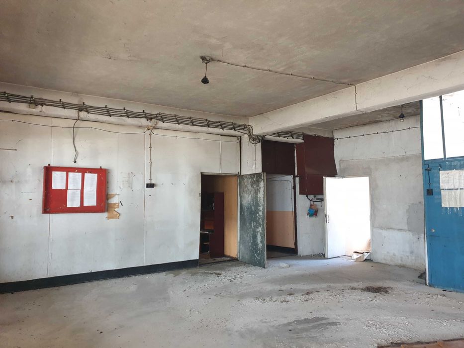 Продава се Промишлена сграда в Тетевен - 745 кв.м за 89 €/кв.м - Снимка #5
