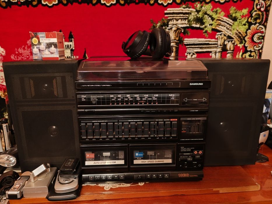 Casetofon ,combine muzicale , radio