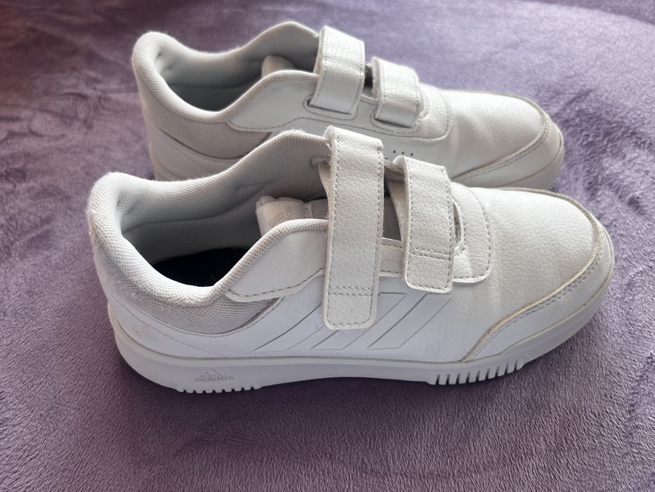 Маратонки АДИДАС - размер 37 1/3, бели и черни