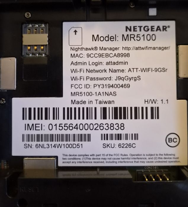 Netgear Nighthawk MR5100 5g Mobile Router Wi-Fi 6