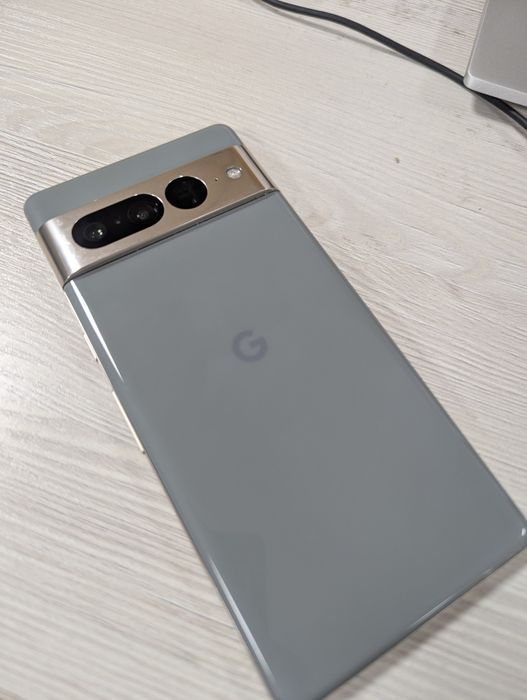 Google Pixel 7 Pro 12/256 art deco hazelnut ореховый