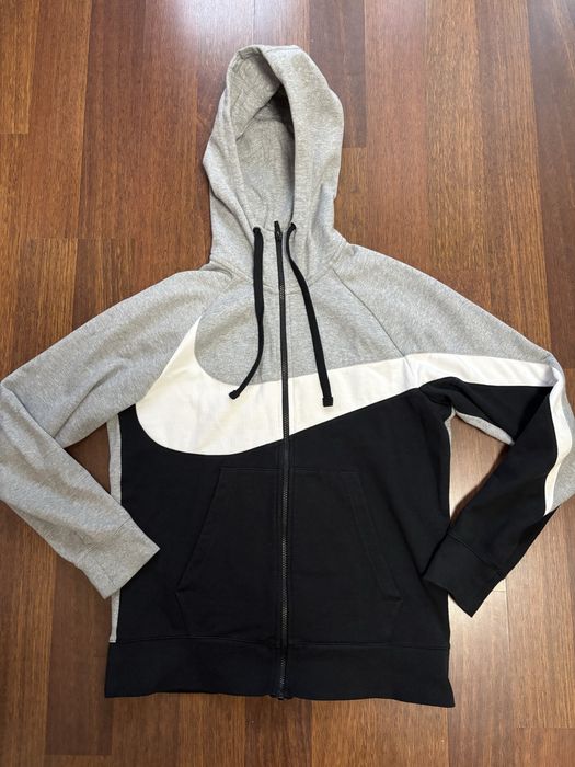 Nike мъжки суичър М размер