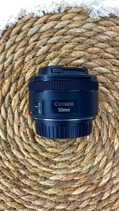 Фотоаппарат Canon 250D EOS