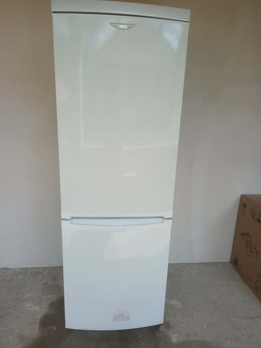 Combina frigorifica Zanussi