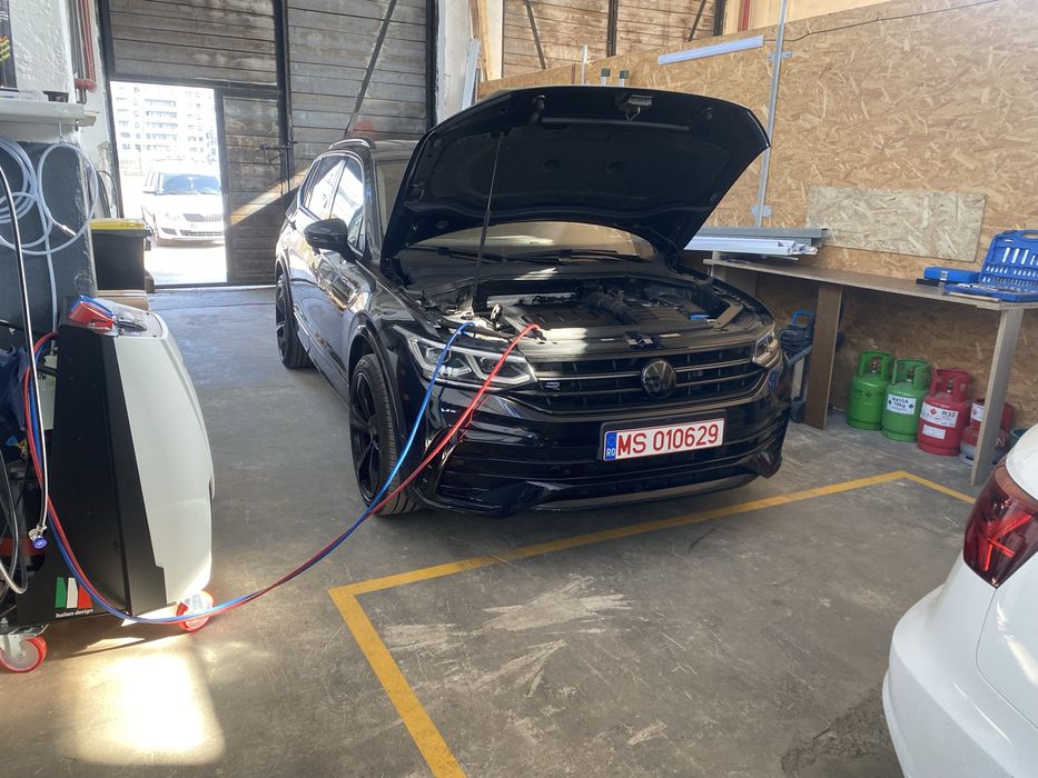 Incarcare si reparatii clime auto freon