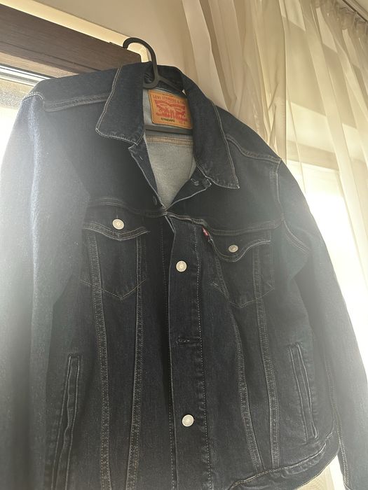 ЧИСТО НОВО Яке Levi’s