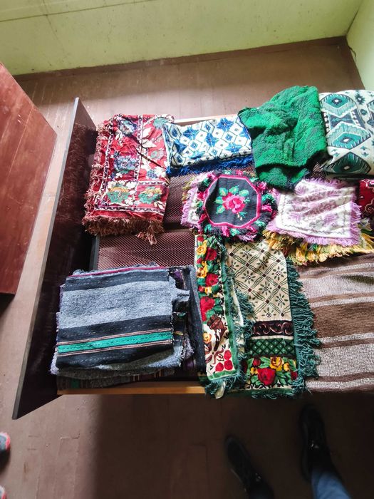 Черги, ръчно тъкани и други НОВИ