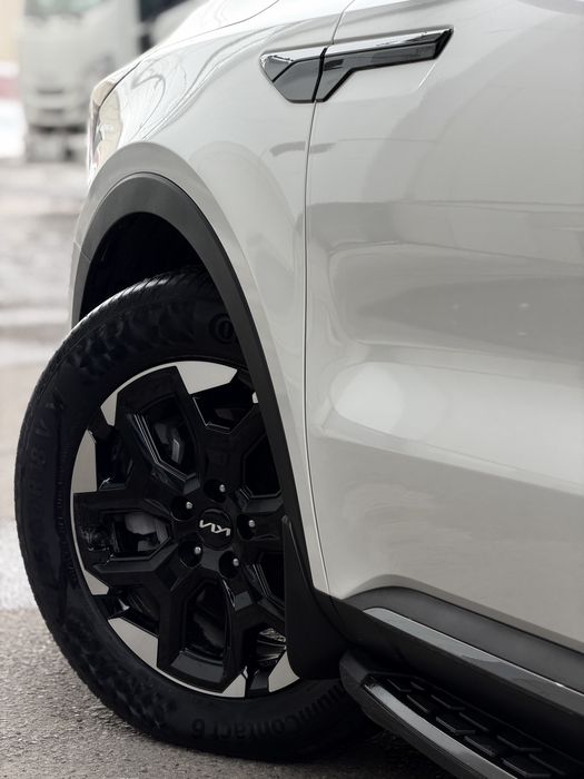 Kia Sorento 7 Места 2024 yil kraska toza