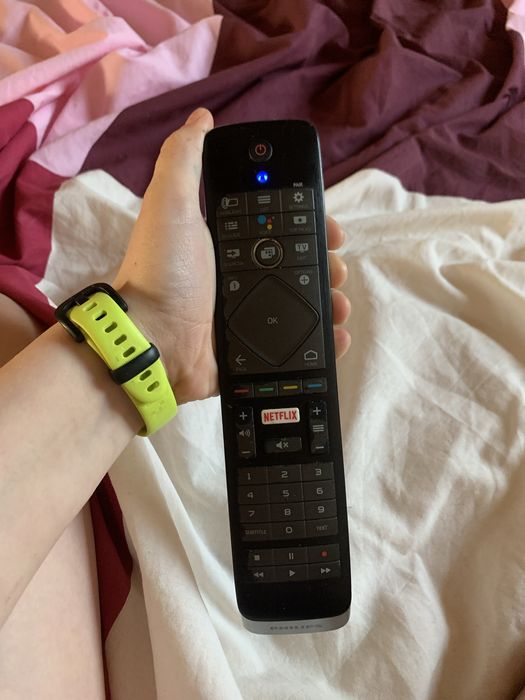 Telecomandă Philips cu Qwerty pentru smart tv