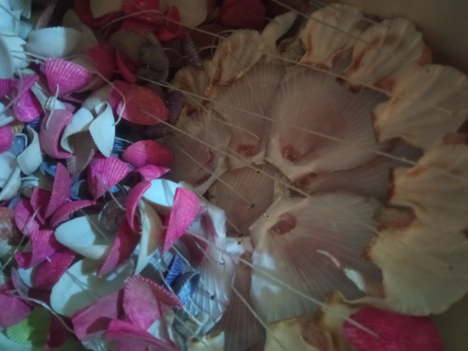 подвеска из ракушек