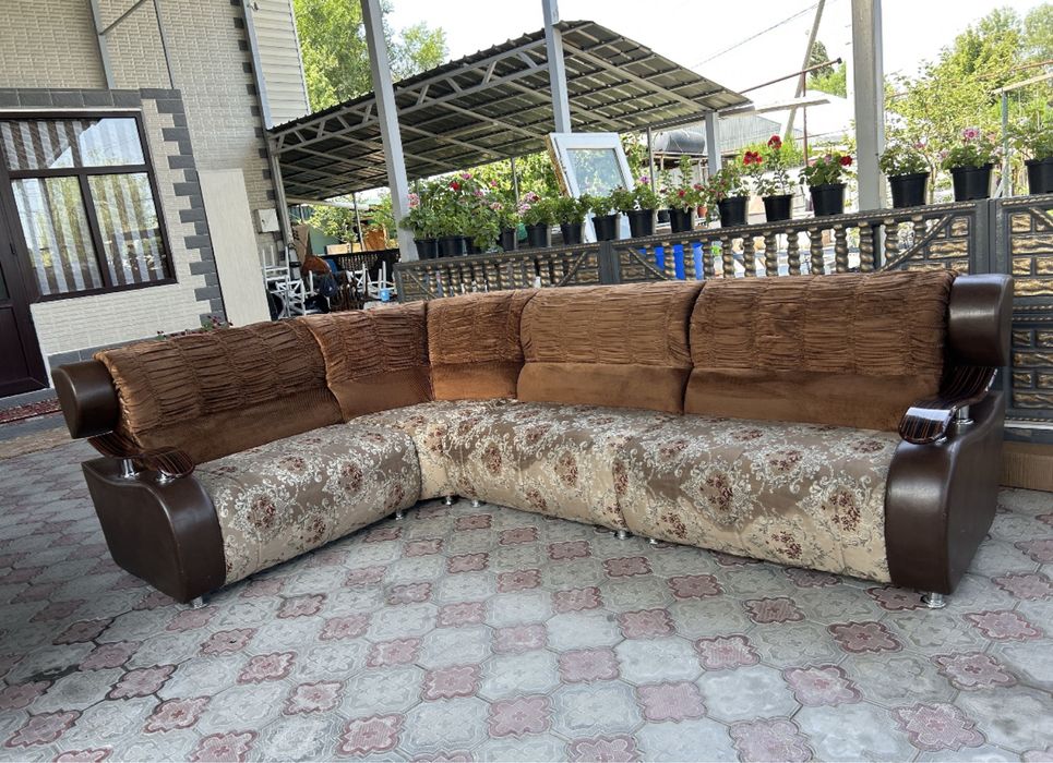 Продам Диван универсальный