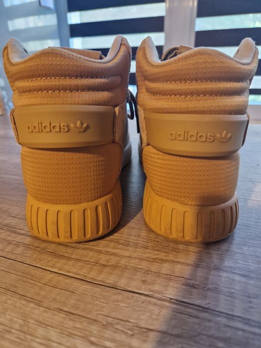 Маратонки Adidas