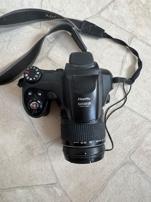 Aparat foto Fujifilm FinePix S6500fd zoom optic 10.7x