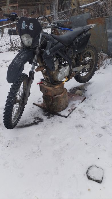 Motocicleta rieju 125 cititi descrierea