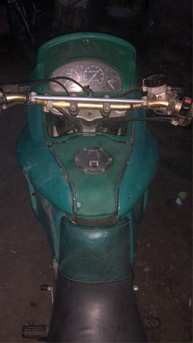 Vand sau schimb cagiva de 600cc