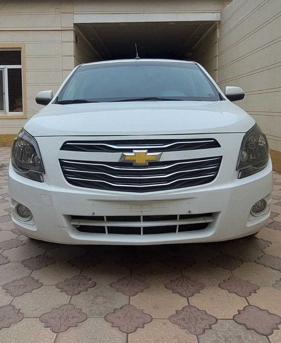 Кобальт шевролет сотилади