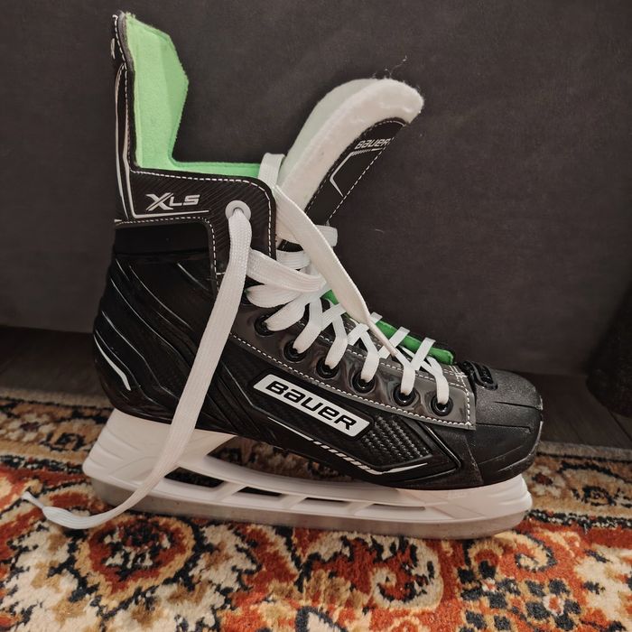 Продам коньки  Bauer XLS НОВЫЕ