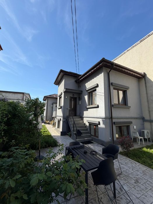 Casă de vânzare – complet renovată 2023 | Parcul Circului, Sector 2
