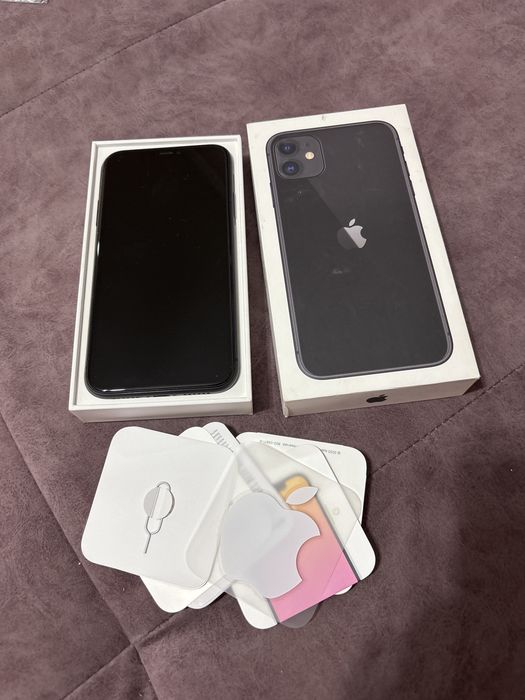 Продам телефон Iphone 11, на 64